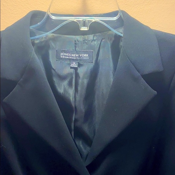 Jones New York Collection Platinum Black Blazer 16 - Picture 3 of 4